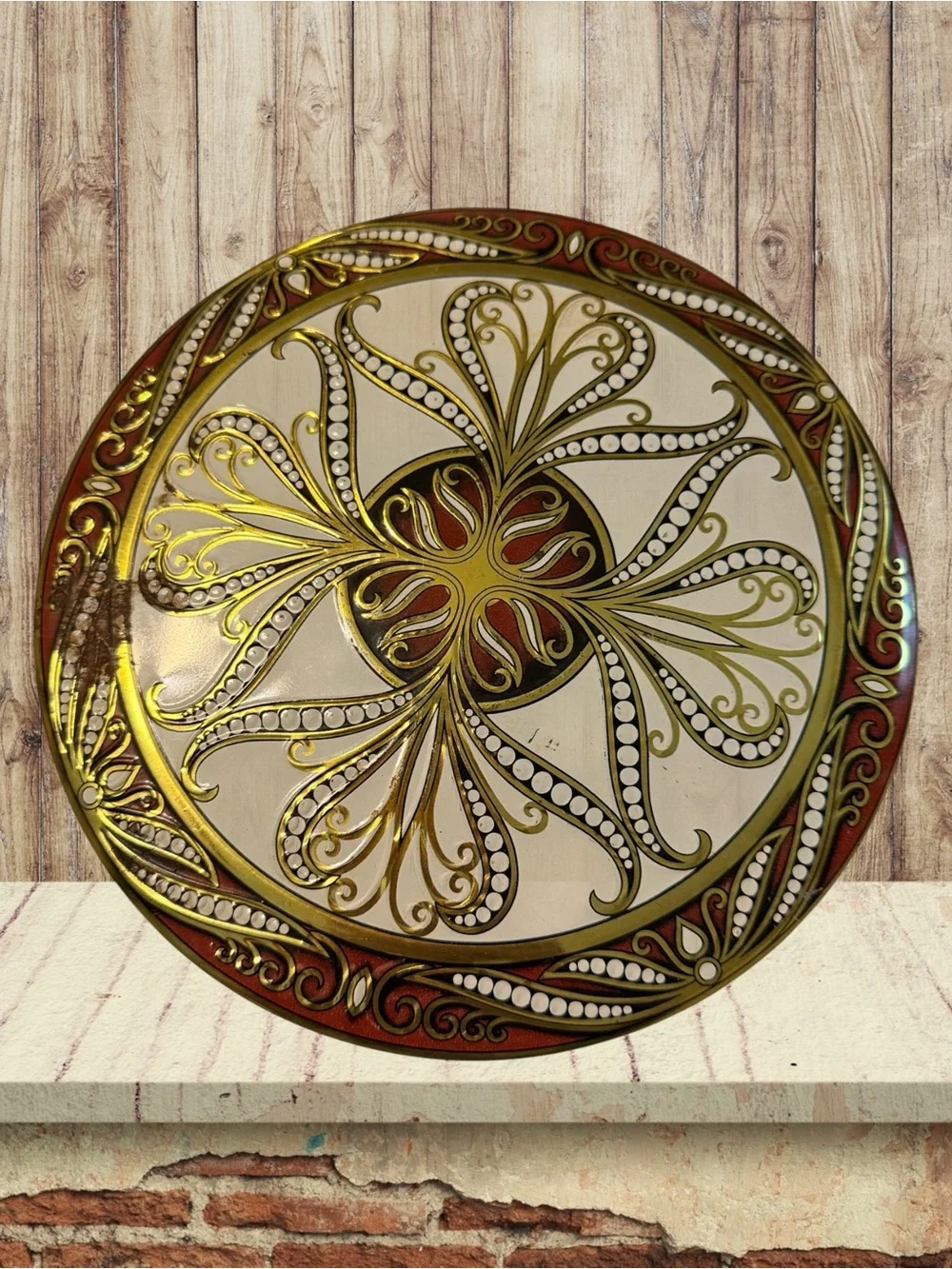 VTG DAHER TIN FROM ENGLAND RED/GOLD ORNATE FILIGREE FLORAL PATTERNS/Mid 20th